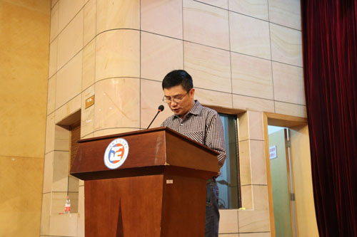 薛忠云副院长做重要讲话.jpg 薛忠云副院长做重要讲话.jpg