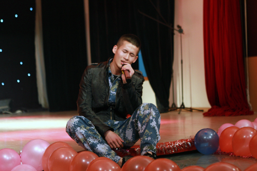 参赛选手精彩演唱.jpg