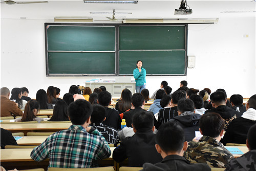 王燕主任动员实习.jpg