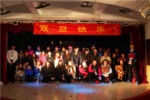 集体合影留恋.jpg