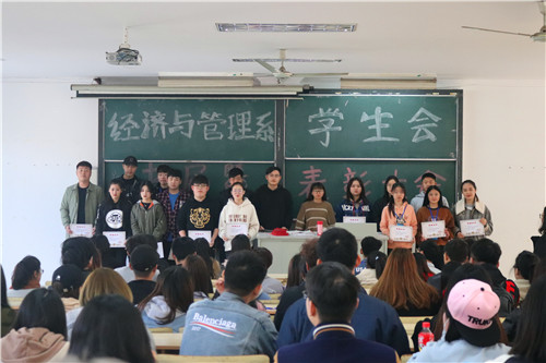 优秀骨干获得者.jpg