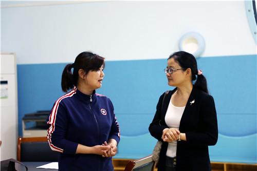 汪小艳老师了解幼儿园教学安排.jpg