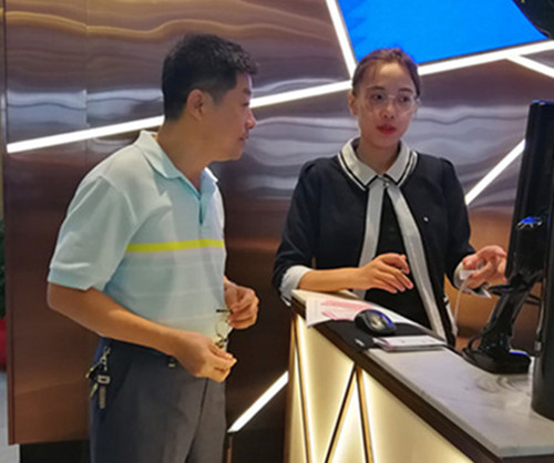 詹主任了解学生实习岗位内容_副本_副本_副本.jpg