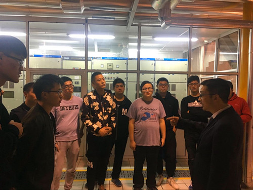 现场讲解先进热力保障设备_副本.jpg