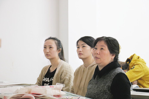 2与会教师_副本.jpg