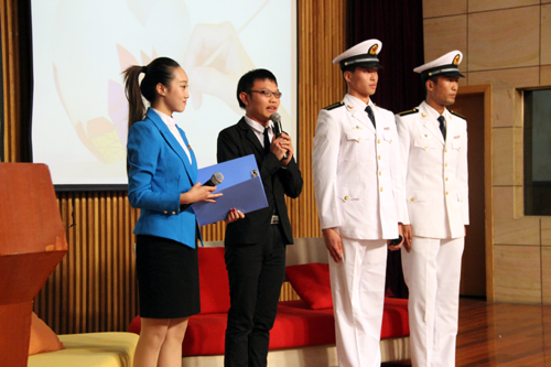 南京海事学院代表.jpg